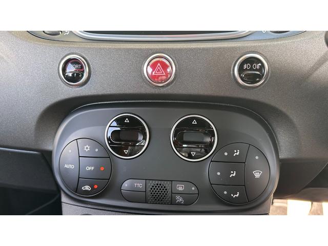 アバルト595 コンペティツィオーネ 認定中古車 RHD MT車 キセノンヘッドライト 純正ディスプレイオーディオ アップルカープレイ アンドロイドオート Bluetooth レコードモンツァマフラー 純正17インチAW サベルトシート(25枚目)