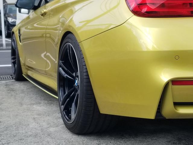 M4クーペ M4クーペ(4名) 6MT 左ハンドル H&Rローダウン バルブコントローラー Mパフォーマンスエアロ インテリジェントセーフティ コンフォートアクセス LEDライト カーボンインテリアパネル 記録簿(50枚目)