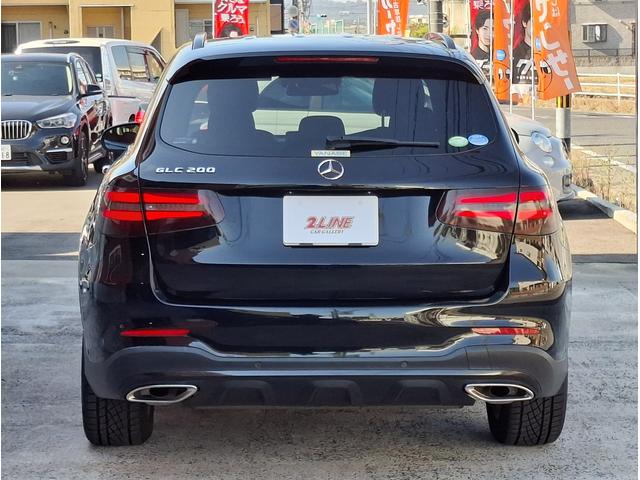 GLC GLC200 スポーツ 禁煙車 レーダーセーフティ 衝突軽減 ブラインドスポット 360°カメラ サイドステップ LEDヘッドライト シートヒーター 純正ナビ バックカメラ フルセグTV Bluetooth ETC ドラレコ(3枚目)