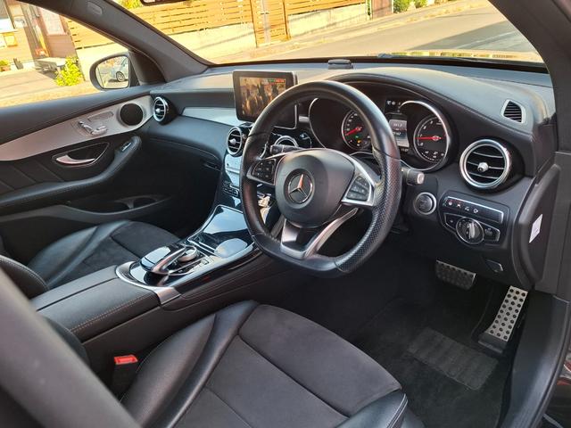 GLC GLC200 スポーツ 禁煙車 レーダーセーフティ 衝突軽減 ブラインドスポット 360°カメラ サイドステップ LEDヘッドライト シートヒーター 純正ナビ バックカメラ フルセグTV Bluetooth ETC ドラレコ(8枚目)