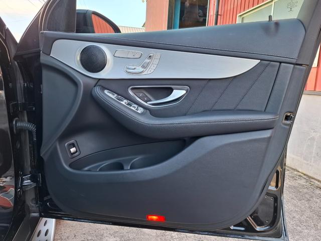 GLC GLC200 スポーツ 禁煙車 レーダーセーフティ 衝突軽減 ブラインドスポット 360°カメラ サイドステップ LEDヘッドライト シートヒーター 純正ナビ バックカメラ フルセグTV Bluetooth ETC ドラレコ(22枚目)