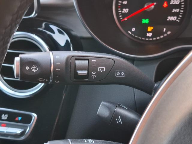 GLC GLC200 スポーツ 禁煙車 レーダーセーフティ 衝突軽減 ブラインドスポット 360°カメラ サイドステップ LEDヘッドライト シートヒーター 純正ナビ バックカメラ フルセグTV Bluetooth ETC ドラレコ(32枚目)