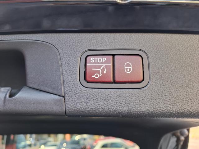 GLC GLC200 スポーツ 禁煙車 レーダーセーフティ 衝突軽減 ブラインドスポット 360°カメラ サイドステップ LEDヘッドライト シートヒーター 純正ナビ バックカメラ フルセグTV Bluetooth ETC ドラレコ(46枚目)