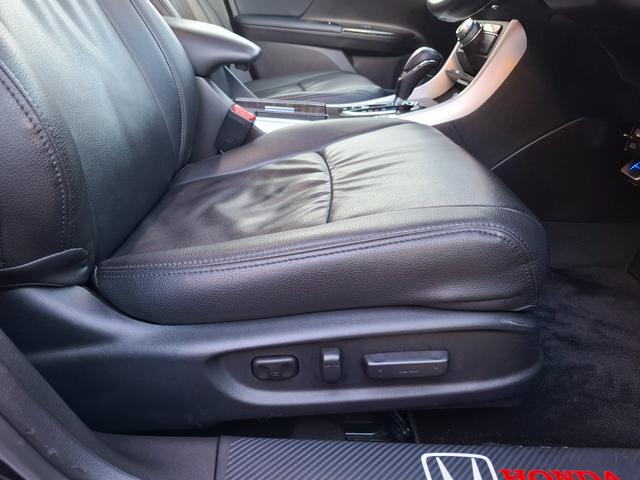 アコードハイブリッド ＥＸ　禁煙車　無限エアロ　ＲＳＲ車高調　ＷＯＲＫ１９インチ　衝突軽減　車線逸脱　レーダークルーズ　パワーシート　革調シートカバー　純正ナビ　フルセグＴＶ　Ｂｌｕｅｔｏｏｔｈ　バックカメラ　ＥＴＣ　ドラレコ（10枚目）