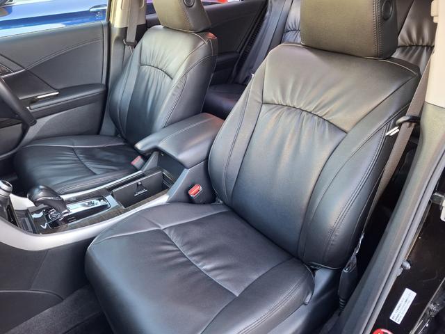 アコードハイブリッド ＥＸ　禁煙車　無限エアロ　ＲＳＲ車高調　ＷＯＲＫ１９インチ　衝突軽減　車線逸脱　レーダークルーズ　パワーシート　革調シートカバー　純正ナビ　フルセグＴＶ　Ｂｌｕｅｔｏｏｔｈ　バックカメラ　ＥＴＣ　ドラレコ（24枚目）