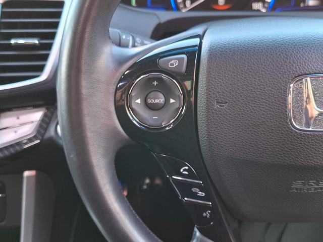 アコードハイブリッド ＥＸ　禁煙車　無限エアロ　ＲＳＲ車高調　ＷＯＲＫ１９インチ　衝突軽減　車線逸脱　レーダークルーズ　パワーシート　革調シートカバー　純正ナビ　フルセグＴＶ　Ｂｌｕｅｔｏｏｔｈ　バックカメラ　ＥＴＣ　ドラレコ（28枚目）