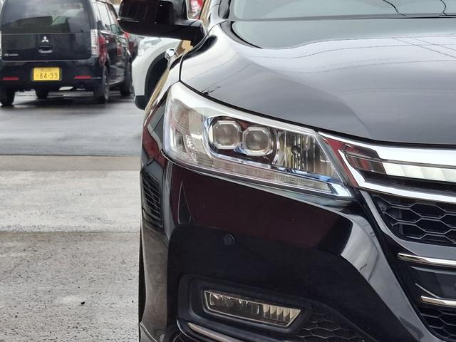 アコードハイブリッド ＥＸ　禁煙車　無限エアロ　ＲＳＲ車高調　ＷＯＲＫ１９インチ　衝突軽減　車線逸脱　レーダークルーズ　パワーシート　革調シートカバー　純正ナビ　フルセグＴＶ　Ｂｌｕｅｔｏｏｔｈ　バックカメラ　ＥＴＣ　ドラレコ（47枚目）