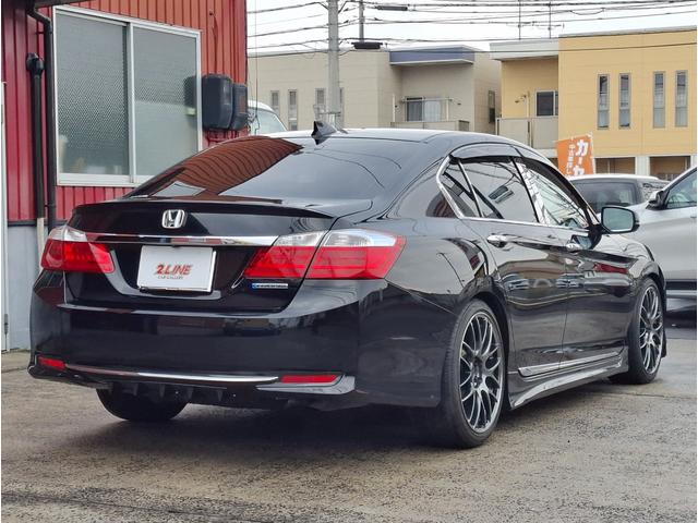 アコードハイブリッド ＥＸ　禁煙車　無限エアロ　ＲＳＲ車高調　ＷＯＲＫ１９インチ　衝突軽減　車線逸脱　レーダークルーズ　パワーシート　革調シートカバー　純正ナビ　フルセグＴＶ　Ｂｌｕｅｔｏｏｔｈ　バックカメラ　ＥＴＣ　ドラレコ（56枚目）