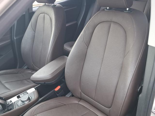 Ｘ１ ｘＤｒｉｖｅ　２０ｉ　ｘライン　ワンオーナー　禁煙車　４ＷＤ　衝突軽減　ＡＣＣ　インテリセーフ　茶革電動シート　シートヒーター　純正ナビ　バックカメラ　Ｂｌｕｅｔｏｏｔｈ　ＥＴＣ　ヘッドアップディスプレイ　コンフォートアクセス（22枚目）