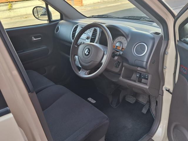 MRワゴン ウィット XS ワンオーナー 禁煙車 スマートキー 電動格納ミラー フォグランプ(8枚目)