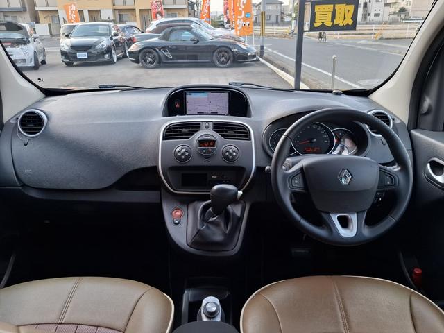 カングー ゼン　禁煙車　６速ＡＴ　ＹＡＫＩＭＡルーフレール　ＣＡＢＡＮＡシートカバー　後席モニター　ＨＤＤナビ　フルセグＴＶ　バックカメラ　Ｂｌｕｅｔｏｏｔｈ　ＥＴＣ　オートライト　クルーズコントロール　キーレス（7枚目）