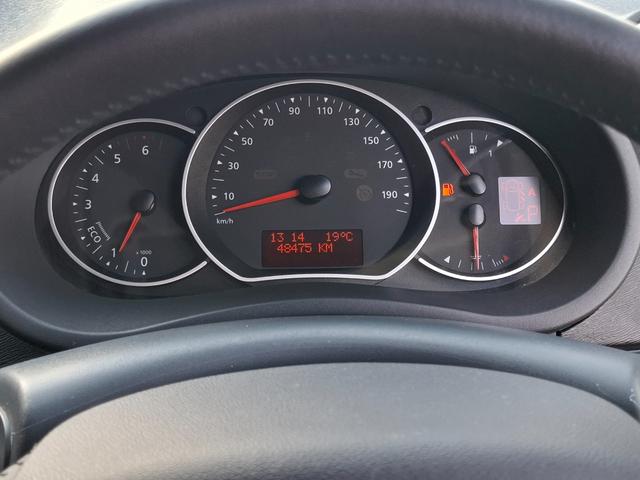 カングー ゼン　禁煙車　６速ＡＴ　ＹＡＫＩＭＡルーフレール　ＣＡＢＡＮＡシートカバー　後席モニター　ＨＤＤナビ　フルセグＴＶ　バックカメラ　Ｂｌｕｅｔｏｏｔｈ　ＥＴＣ　オートライト　クルーズコントロール　キーレス（21枚目）