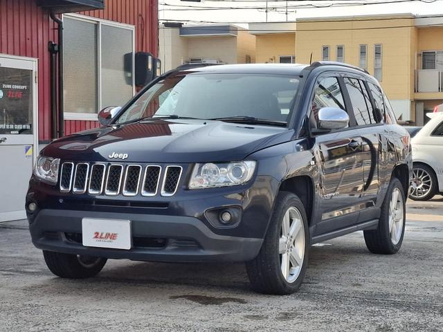 ジープ・コンパス リミテッド 新車ワンオーナー 禁煙車 電動サンルーフ 黒レザーシート シートヒーター BOTONプレミアムサウンド HDDナビ フルセグTV Bluetooth ETC 電格ミラー クルーズコントロール キーレス(43枚目)