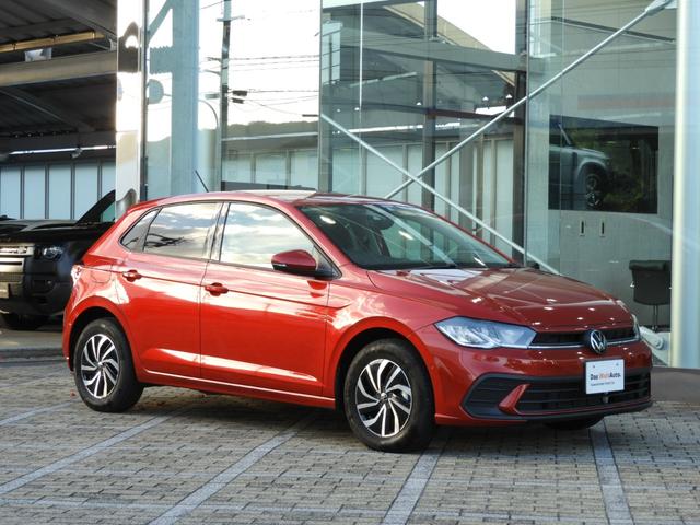 ポロ ＴＳＩアクティブ　■デジタルメーター■ＬＥＤヘッドライト■同一車線内全車速運転支援「トラベルアシスト」■バックカメラ＋前後パーキングセンサー■アップルカープレイ■アンドロイドオート■ドライブレコーダー■認定中古車（6枚目）