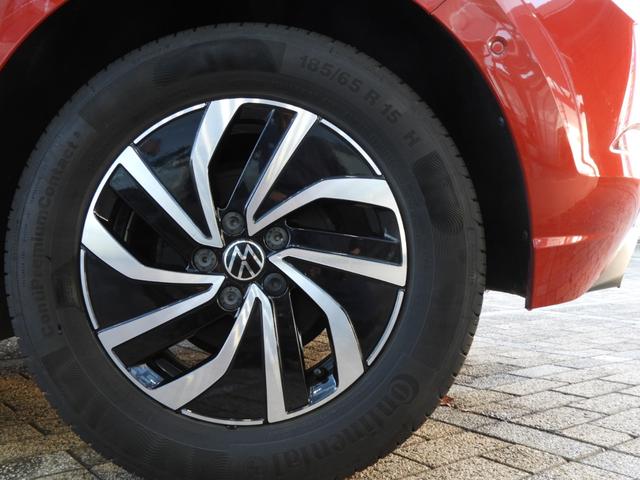 ポロ ＴＳＩアクティブ　■デジタルメーター■ＬＥＤヘッドライト■同一車線内全車速運転支援「トラベルアシスト」■バックカメラ＋前後パーキングセンサー■アップルカープレイ■アンドロイドオート■ドライブレコーダー■認定中古車（25枚目）