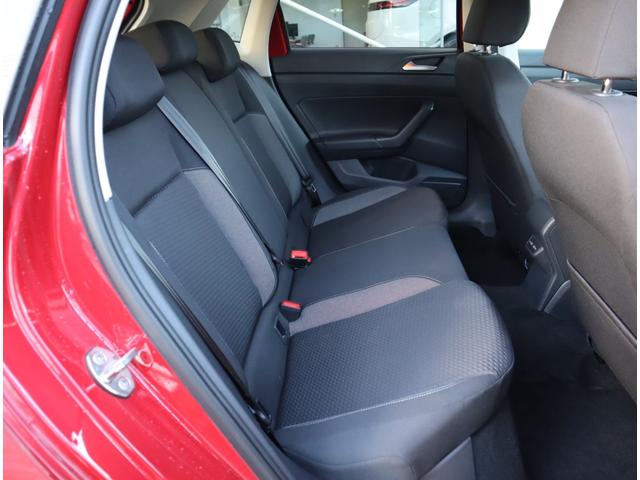 ポロ ＴＳＩアクティブ　■デジタルメーター■ＬＥＤヘッドライト■同一車線内全車速運転支援「トラベルアシスト」■バックカメラ＋前後パーキングセンサー■アップルカープレイ■アンドロイドオート■ドライブレコーダー■認定中古車（37枚目）