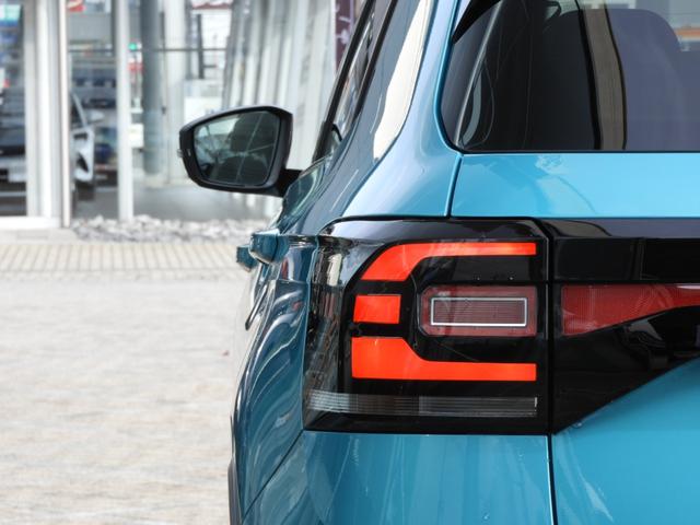 T-クロス TSI 1stプラス ■LEDヘッドライト■ブラインドスポットアシスト■レーンキープアシスト■アダプティブクルーズコントロール■18インチアルミ■アップルカープレイ■アンドロイドオート■CD/DVD/SD/USB/TV(18枚目)