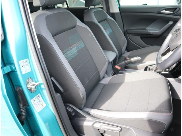 T-クロス TSI 1stプラス ■LEDヘッドライト■ブラインドスポットアシスト■レーンキープアシスト■アダプティブクルーズコントロール■18インチアルミ■アップルカープレイ■アンドロイドオート■CD/DVD/SD/USB/TV(38枚目)