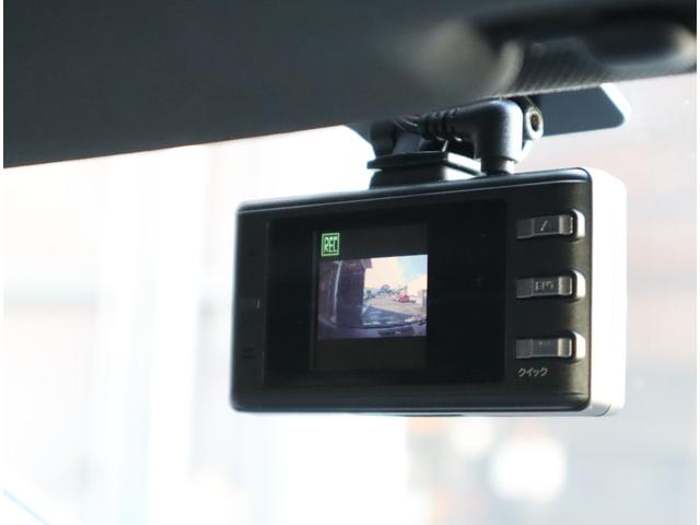【ドライブレコーダー】　「急に飛び出してきて」「信号は青だったのに」「あおり運転の予防に」　動画で記録を残しておけば、万一の際に強い味方となってくれます。
