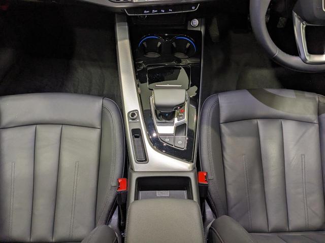 35TDI アドバンスド 元デモカー 新車保証継承 点検記録簿付き 禁煙 マトリクスLEDヘッドライト サラウンドビューカメラ 障害物センサー(フロント/リヤ) バーチャルCP レザーシート シートヒーター 3ゾーンエアコン(18枚目)