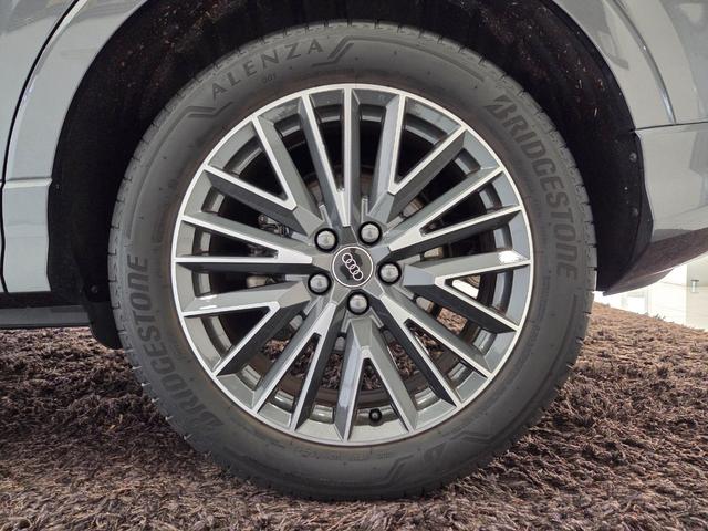 Q3スポーツバック 35TFSI Sライン 新車保証継承付 パーシャルレザー シートヒーター 電動シート MMIナビゲーション バーチャルCP ACC レーンアシスト 電動テールゲート LEDヘッドライト オートハイビーム カープレイ(69枚目)