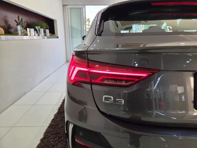 Q3スポーツバック 35TFSI Sライン 新車保証継承付 パーシャルレザー シートヒーター 電動シート MMIナビゲーション バーチャルCP ACC レーンアシスト 電動テールゲート LEDヘッドライト オートハイビーム カープレイ(71枚目)