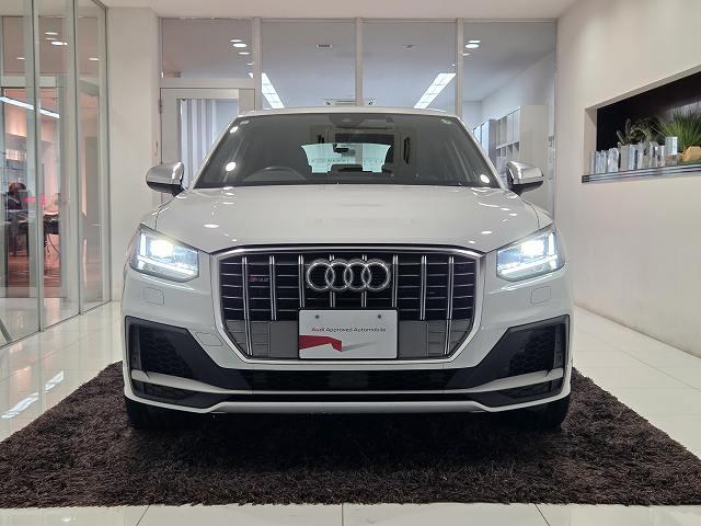 ＳＱ２ ベースグレード　３００馬力４００Ｎｍ　０－１００加速４．８秒　ファインナッパレザー（マグマレッド）　カープレイ　バーチャルＣＰ　シートヒーター　パワーテールゲート　マルチカラーアンビエントライト　１オーナー　禁煙車（2枚目）