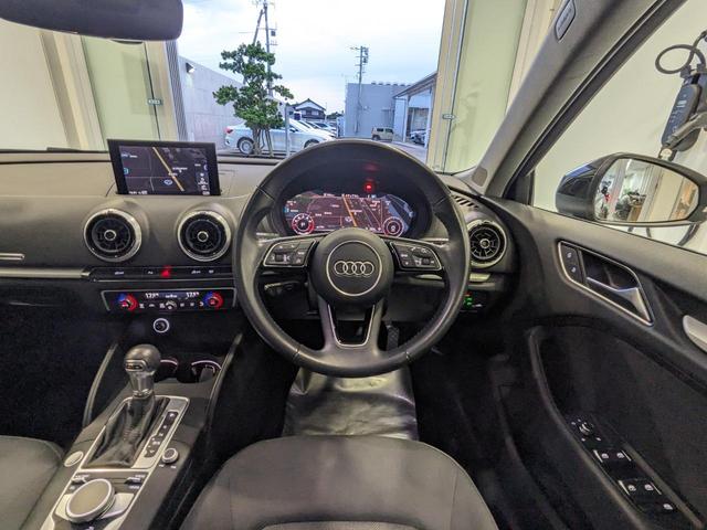 Ａ３ スポーツバック３０ＴＦＳＩ　正規認定中古車　禁煙　弊社下取り　修理歴無し　バックカメラ　ＡＣＣ　レーンアシスト　ＭＭＩナビゲーション　バーチャルコックピット　障害物センサー（前後）　ＣＤ　ＤＶＤ　Ｂｌｕｅｔｏｏｔｈ接続可（18枚目）