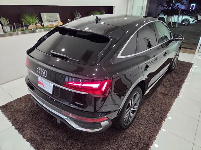 Q5スポーツバック Sライン ダイナミックエディション 限定車 最終モデル ダンピングコントロールサスペンション ACC レーンアシスト バーチャルCP カープレイ 電動テールゲート ファインナッパレザー シートヒーター前後 オートホールド 新車保証継承付(64枚目)