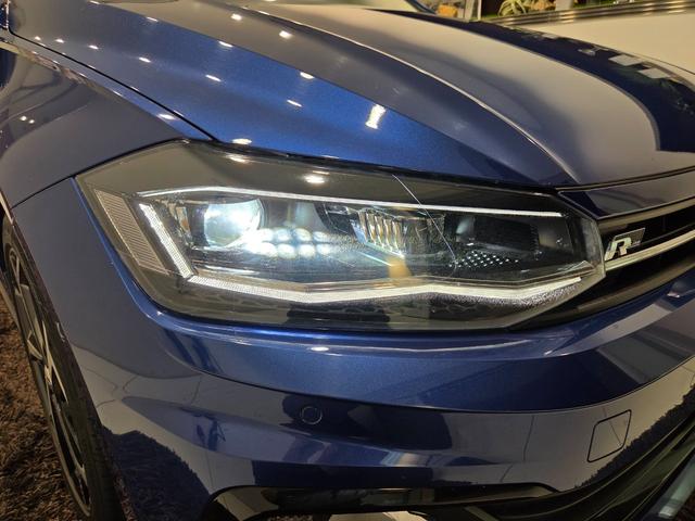 ポロ TSI Rライン デジタルメーター 禁煙車 バックカメラ アダプティブクルーズコントロール LEDライト カープレイ ETC パドルシフト 認定中古車 弊社下取車 点検記録簿付き プッシュスタート スマートキー(4枚目)