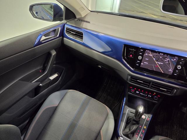 ポロ TSI Rライン デジタルメーター 禁煙車 バックカメラ アダプティブクルーズコントロール LEDライト カープレイ ETC パドルシフト 認定中古車 弊社下取車 点検記録簿付き プッシュスタート スマートキー(14枚目)