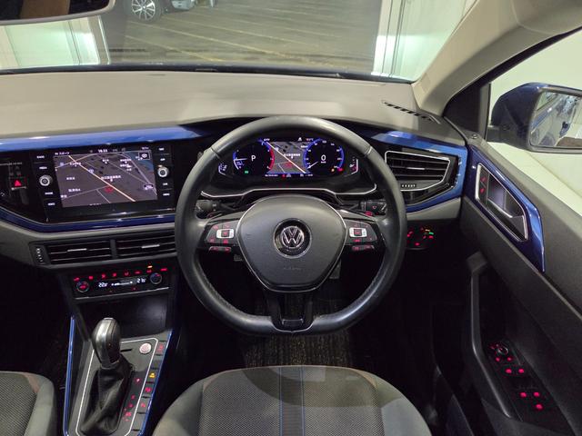 ポロ TSI Rライン デジタルメーター 禁煙車 バックカメラ アダプティブクルーズコントロール LEDライト カープレイ ETC パドルシフト 認定中古車 弊社下取車 点検記録簿付き プッシュスタート スマートキー(18枚目)