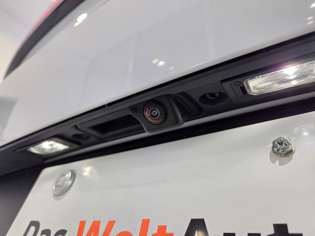 ID.4 ライト 元弊社デモカー 新車保証継承 禁煙車 アダプティブクルーズコントロール レーンアシスト ETC カープレイ マルチカラーアンビエントライト 点検記録簿付き ハーフレザーシート シートヒーター(9枚目)