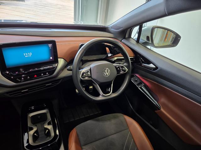 ID.4 ライト 元弊社デモカー 新車保証継承 禁煙車 アダプティブクルーズコントロール レーンアシスト ETC カープレイ マルチカラーアンビエントライト 点検記録簿付き ハーフレザーシート シートヒーター(13枚目)