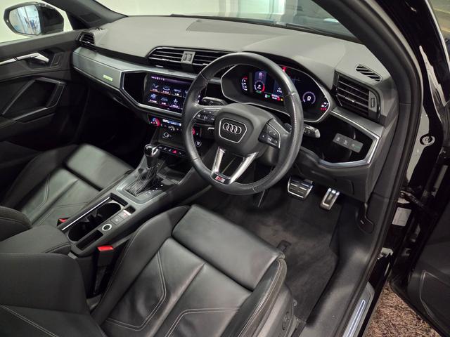 Q3 35TFSI Sライン ACC レーンアシスト カープレイ LEDヘッドライト オートハイビームアシスト パワーシート パーシャルレザー 電動テールゲート TVチューナー マルチカラーアンビエントライト 禁煙車 1オーナー(21枚目)