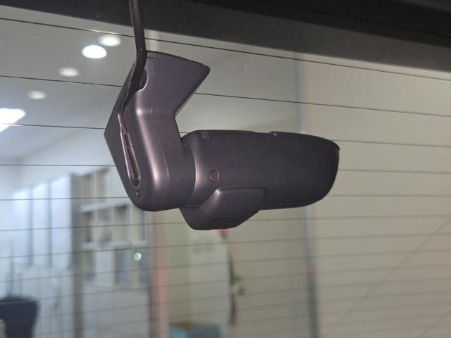 Q3 35TFSI Sライン ACC レーンアシスト カープレイ LEDヘッドライト オートハイビームアシスト パワーシート パーシャルレザー 電動テールゲート TVチューナー マルチカラーアンビエントライト 禁煙車 1オーナー(46枚目)