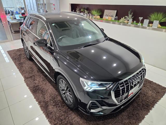 Q3 35TFSI Sライン ACC レーンアシスト カープレイ LEDヘッドライト オートハイビームアシスト パワーシート パーシャルレザー 電動テールゲート TVチューナー マルチカラーアンビエントライト 禁煙車 1オーナー(60枚目)