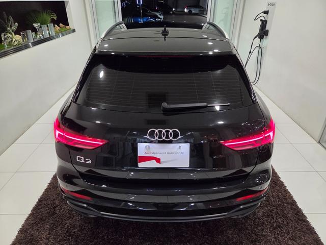 Q3 35TFSI Sライン ACC レーンアシスト カープレイ LEDヘッドライト オートハイビームアシスト パワーシート パーシャルレザー 電動テールゲート TVチューナー マルチカラーアンビエントライト 禁煙車 1オーナー(64枚目)