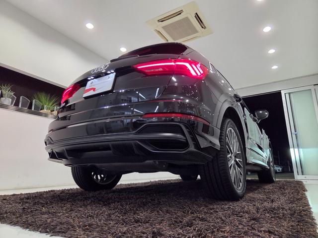 Q3 35TFSI Sライン ACC レーンアシスト カープレイ LEDヘッドライト オートハイビームアシスト パワーシート パーシャルレザー 電動テールゲート TVチューナー マルチカラーアンビエントライト 禁煙車 1オーナー(73枚目)