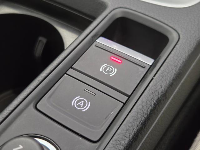 Q3 35TDIクワトロアドバンスド パーシャルレザー(パールセントベージュ) クリーンディーゼル マルチカラーアンビエントライト カープレイ TVチューナー ACC レーンアシスト 電動テールゲート 点検記録簿 禁煙車 1オーナー(38枚目)