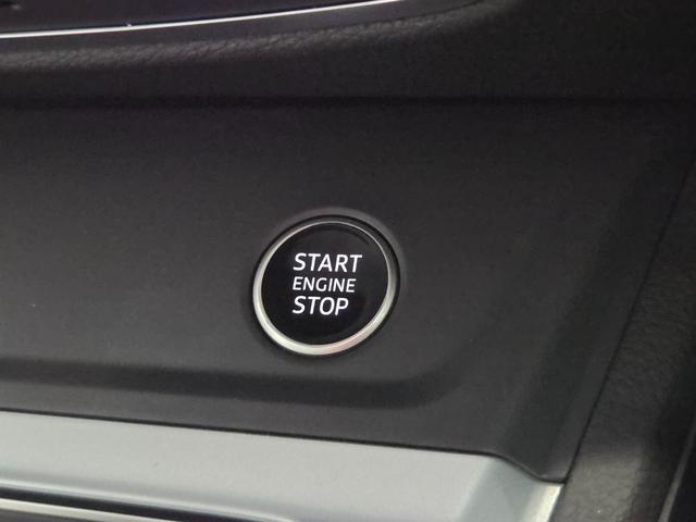 Q3 35TDIクワトロアドバンスド パーシャルレザー(パールセントベージュ) クリーンディーゼル マルチカラーアンビエントライト カープレイ TVチューナー ACC レーンアシスト 電動テールゲート 点検記録簿 禁煙車 1オーナー(39枚目)