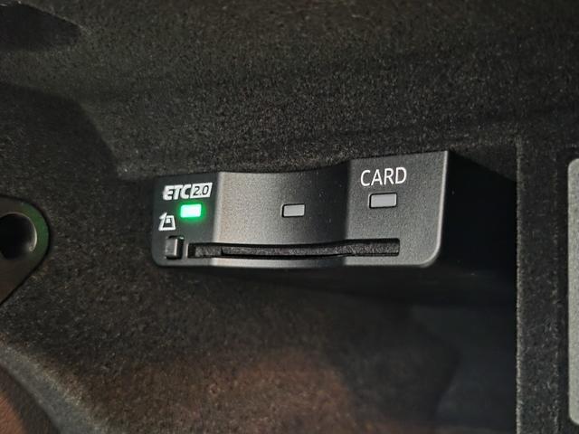 Q3 35TDIクワトロアドバンスド パーシャルレザー(パールセントベージュ) クリーンディーゼル マルチカラーアンビエントライト カープレイ TVチューナー ACC レーンアシスト 電動テールゲート 点検記録簿 禁煙車 1オーナー(42枚目)