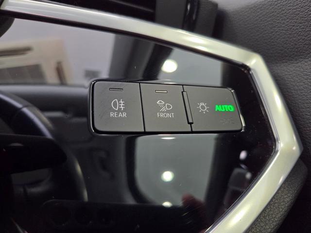 Q3 35TDIクワトロアドバンスド パーシャルレザー(パールセントベージュ) クリーンディーゼル マルチカラーアンビエントライト カープレイ TVチューナー ACC レーンアシスト 電動テールゲート 点検記録簿 禁煙車 1オーナー(53枚目)