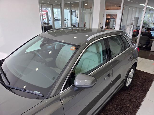 Q3 35TDIクワトロアドバンスド パーシャルレザー(パールセントベージュ) クリーンディーゼル マルチカラーアンビエントライト カープレイ TVチューナー ACC レーンアシスト 電動テールゲート 点検記録簿 禁煙車 1オーナー(63枚目)