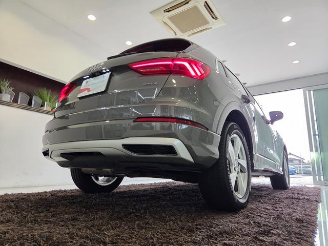 Q3 35TDIクワトロアドバンスド パーシャルレザー(パールセントベージュ) クリーンディーゼル マルチカラーアンビエントライト カープレイ TVチューナー ACC レーンアシスト 電動テールゲート 点検記録簿 禁煙車 1オーナー(70枚目)