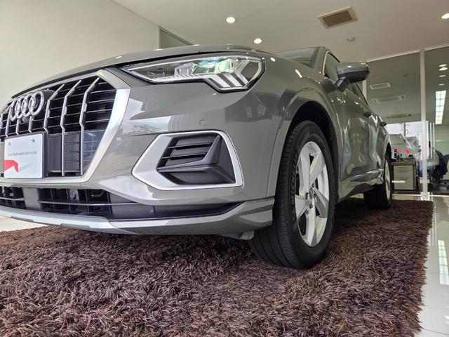 Q3 35TDIクワトロアドバンスド パーシャルレザー(パールセントベージュ) クリーンディーゼル マルチカラーアンビエントライト カープレイ TVチューナー ACC レーンアシスト 電動テールゲート 点検記録簿 禁煙車 1オーナー(71枚目)