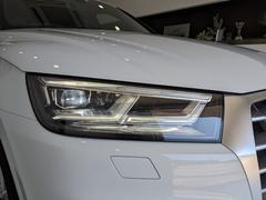 Ｑ５ ２．０ＴＦＳＩクワトロ　スポーツ　Ｓ−ｌｉｎｅパッケージ　正規認定中古車　禁煙車 9000116A30250430W004 4
