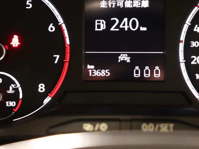 当店舗のお車には１年間認定中古車保証が付帯されております　。万が一の場合も安心していただけます。