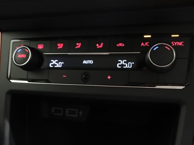 【車両状態に関して】当店舗では第三者機関である日本自動車査定協会に検査していただき常に綺麗な状態を保ち展示しております。