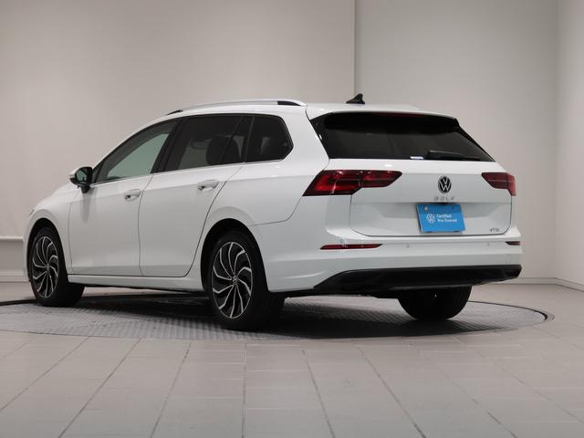 ゴルフヴァリアント ｅＴＳＩ　アクティブ　プラチナムエディション（4枚目）